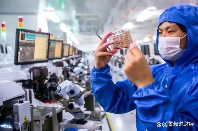 暴漲21%！中國芯片出口突破9000億，反超汽車、手機(jī)出口(圖8)