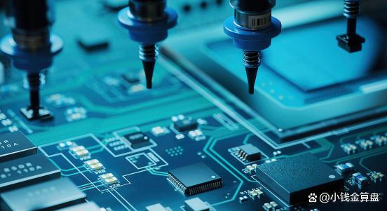 變天！全球芯片市場明年要沖破萬億美元大關(guān)，從“缺芯”到“萬億”，芯片行業(yè)只用了兩年！(圖1)